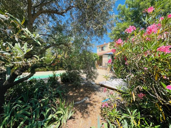 Gargas (84400) Exclusivité ! Villa T5 avec piscine et vue dégagée !