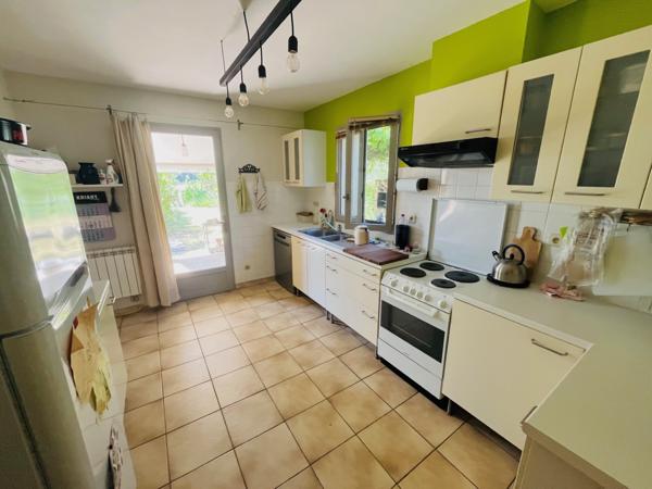 Gargas (84400) Exclusivité ! Villa T5 avec piscine et vue dégagée !