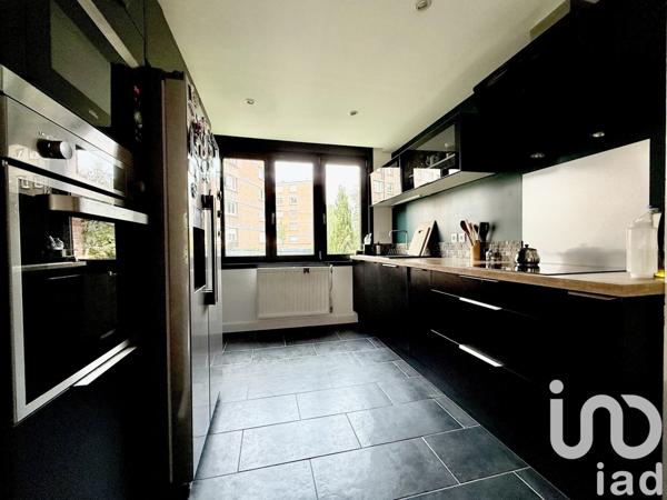 Maison 4 pièces de 80 m² à Roncq (59223)