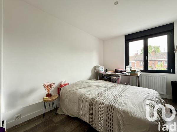Maison 4 pièces de 80 m² à Roncq (59223)