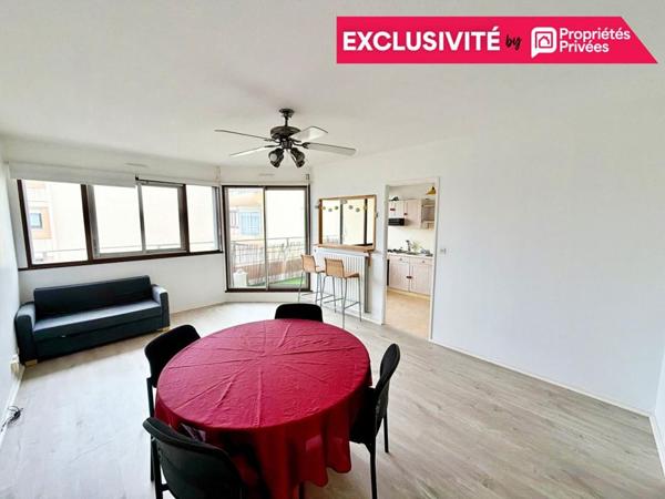 Appartement Bordeaux 2 pièce(s) 50 m2 terrasse garage parking