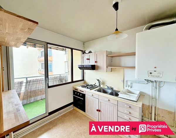 Appartement Bordeaux 2 pièce(s) 50 m2 terrasse garage parking