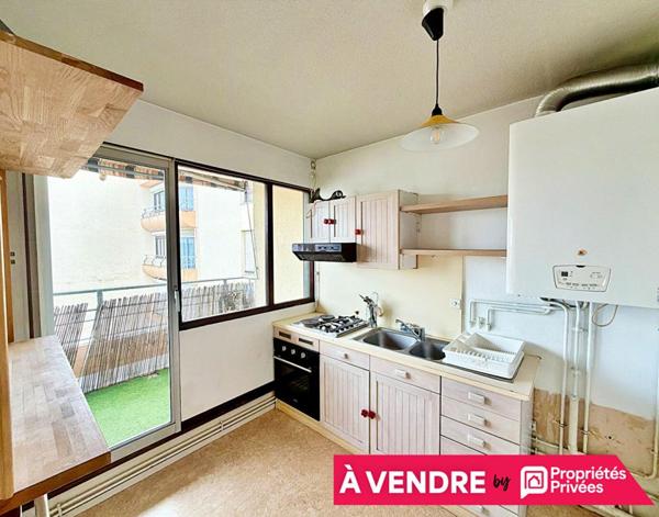 Appartement Bordeaux 2 pièce(s) 52,3 m2 terrasse garage parking