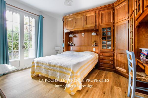 MAISON T4 PLAIN PIED AVEC PISCINE - PROCHE DE LA ROCHELLE - CHARENTE MARITIME