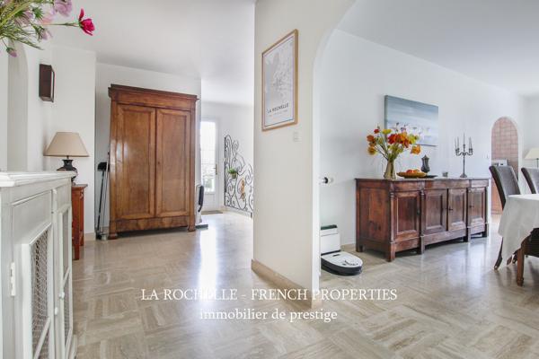 MAISON T4 PLAIN PIED AVEC PISCINE - PROCHE DE LA ROCHELLE - CHARENTE MARITIME