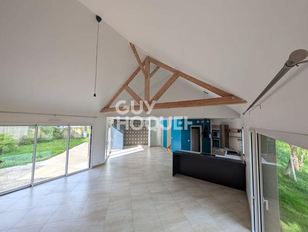 Maison récente en quartier résidentiel prisé