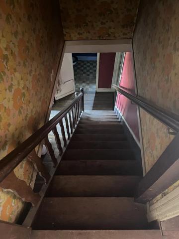 Vente                                                      Maison de ville
                        
                     6 pièces                      124 m2                     à Challuy