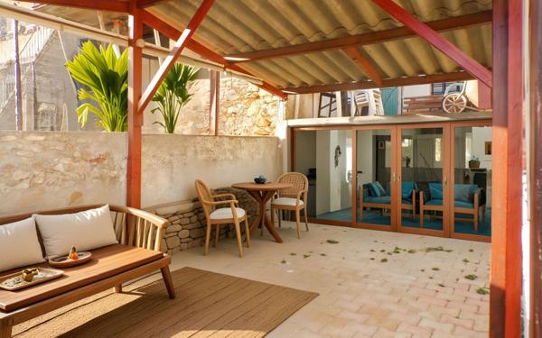 Maison à vendre    5 pièces • 91 m2 La Tour-d'Aigues