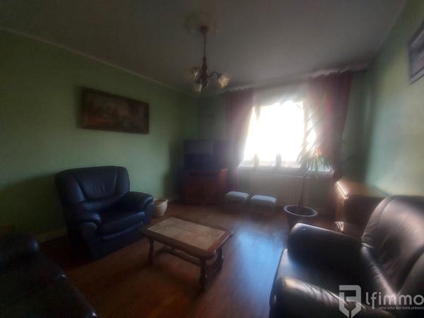 Maison d'habitation avec local commercial et 539m2 de terrain clos