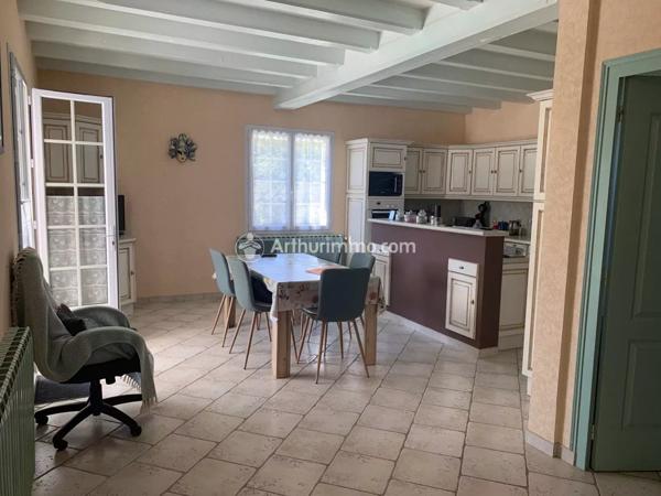 Vente Maison 8 pièces 266 m2 à Paillé