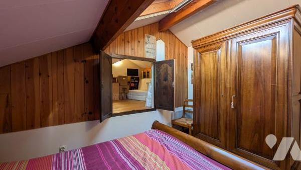 Maison T5 94 m² et studio indépendant 41 m² sur 1030 m² vue dégagée et proximité colline