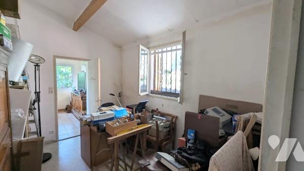 Maison T5 94 m² et studio indépendant 41 m² sur 1030 m² vue dégagée et proximité colline