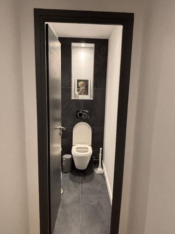 Appartement en rez de jardin surélevé 4 pièces le Cannet Mairie 82.3m²