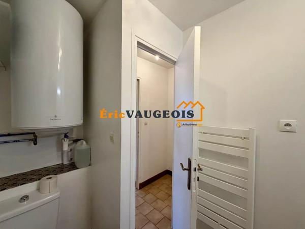 Vente                                                      Appartement
                        
                     2 pièces                                         à Coulommiers