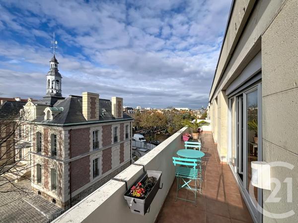 Appartement F5 à vendre  4 pièces - 111,78 m2 CHATOU - 78