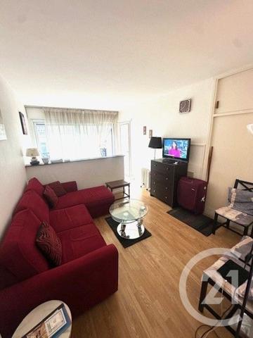 Appartement F1 à vendre  1 pièce - 35,50 m2 PARIS - 75008