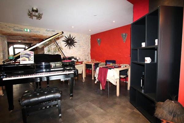 Fonds de commerce - Restaurant 270m2 à 149K/TTC