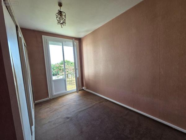 Appartement à rénover à vendre à Limoges en Haute-Vienne (87000), ref : 87006/1243   
SAINT ANNE