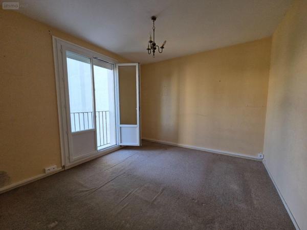 Appartement à rénover à vendre à Limoges en Haute-Vienne (87000), ref : 87006/1243   
SAINT ANNE