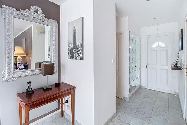 À VENDRE EN EXCLUSIVITÉ DRAGUIGNAN Charmante maison avec piscine