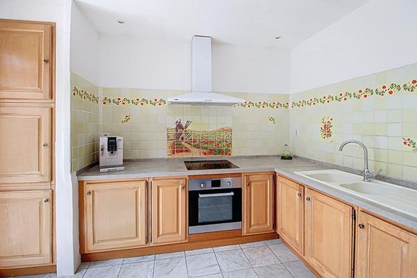 À VENDRE EN EXCLUSIVITÉ DRAGUIGNAN Charmante maison avec piscine