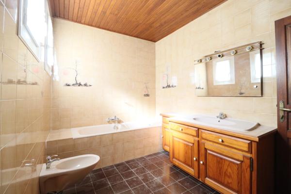 Maison de charme, tranquille avec terrain et vue mer exceptionelle à FURIANI Haute-Corse (20)