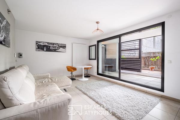 Appartement contemporain avec terrasse au sein du quartier de Confluence