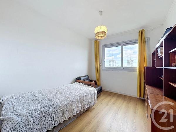 Appartement T5 à vendre  5 pièces - 88 m 2   BREST  - 29