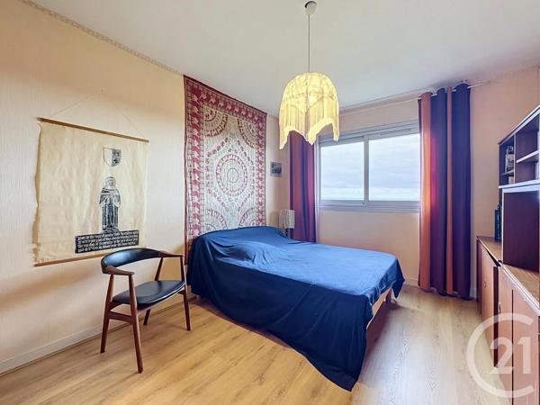 Appartement T5 à vendre  5 pièces - 88 m 2   BREST  - 29