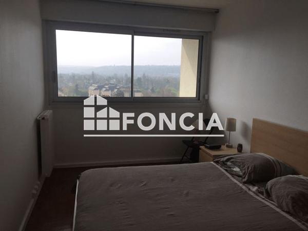 Location Appartement 2 pièces 58.75 m² - 36 AVENUE DU PRESIDENT WILSON - BAT C Le Pecq 78230