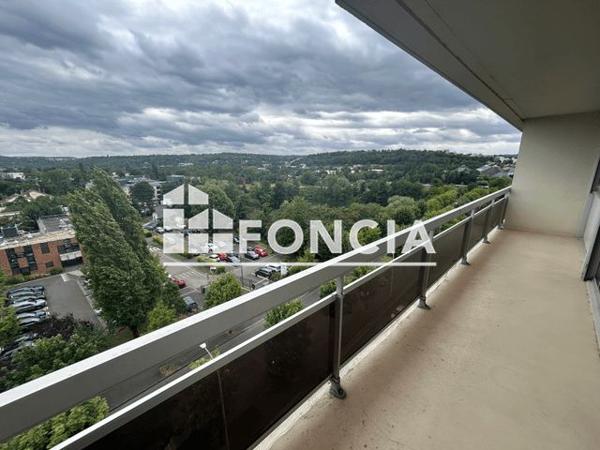Location Appartement 2 pièces 58.75 m² - 36 AVENUE DU PRESIDENT WILSON - BAT C Le Pecq 78230