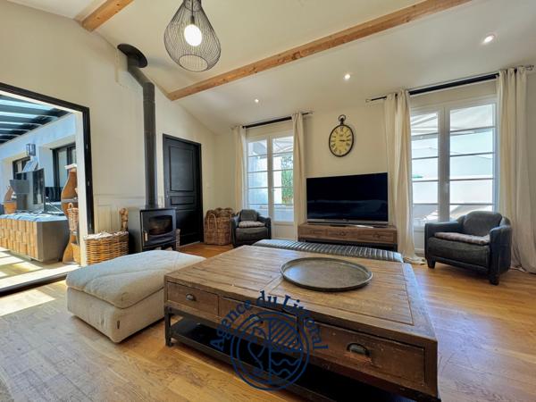 Maison 6 pièce(s) 4 chambre(s) 166 m²