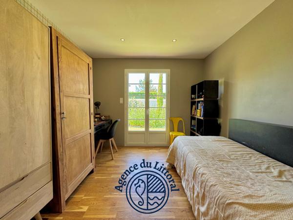 Maison 6 pièce(s) 4 chambre(s) 166 m²