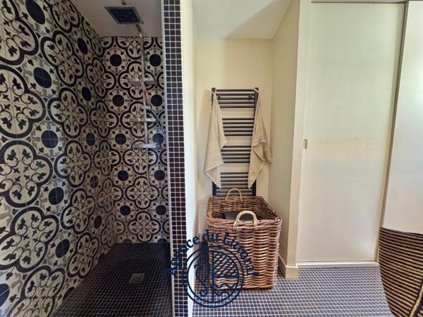 Maison 6 pièce(s) 4 chambre(s) 166 m²