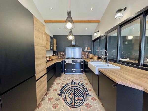 Maison 6 pièce(s) 4 chambre(s) 166 m²