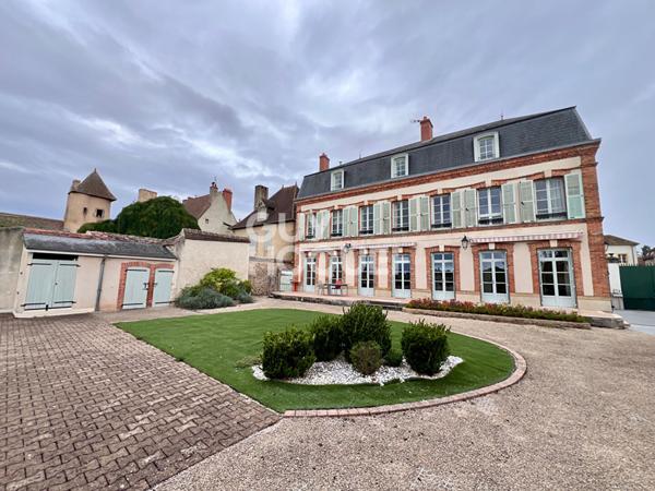 Demeure de prestige -18 pièce(s) 330 m2