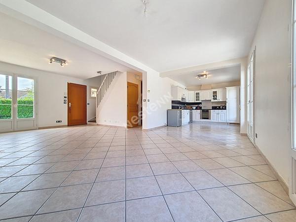 Maison Hameau de Tilly en impasse, au calme, sans vis à vis