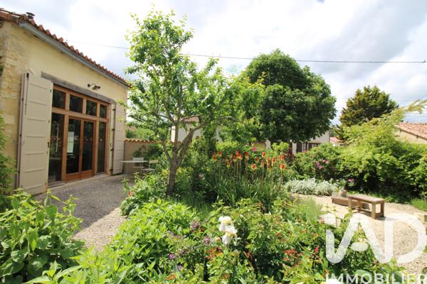 Maison à vendre 6 pièces 178 m² La Chapelle-Bâton