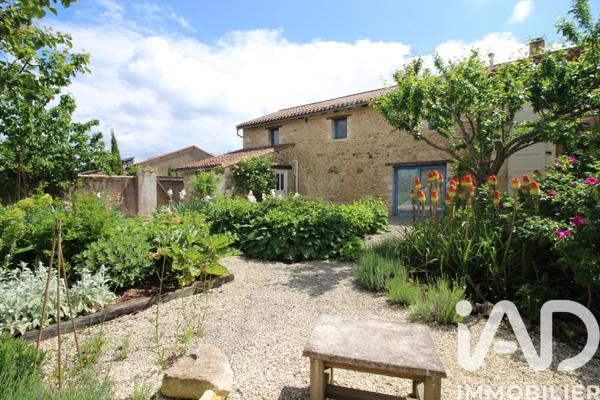 Maison à vendre 6 pièces 178 m² La Chapelle-Bâton
