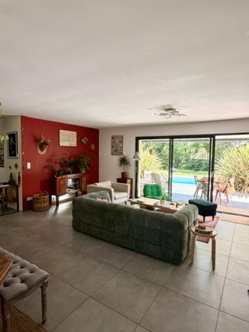 Maison 6 pièce(s) 4 chambre(s) 158 m²
