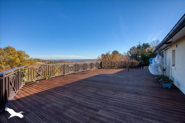 Maison à vendre |  Saint-Astier |  6 pièces | 215 m²