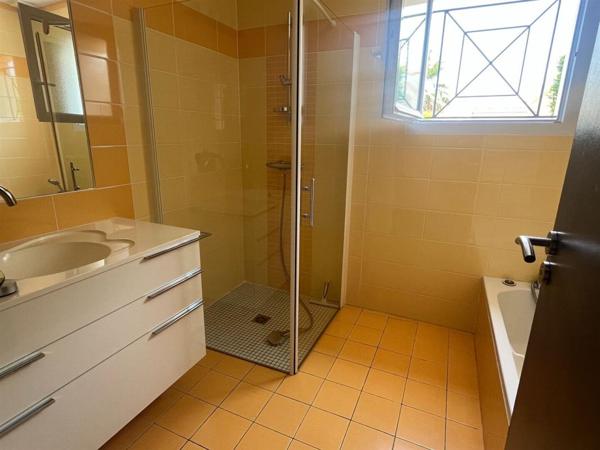 Maison Saint Georges De Didonne 6 pièce(s) 124 m2