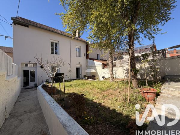 Maison à vendre 10 pièces 200 m² Oyonnax