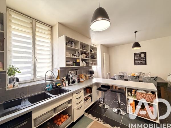 Maison à vendre 10 pièces 200 m² Oyonnax