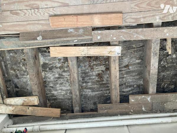 SAINT NICOLAS - MAISON DE VILLE A RENOVER