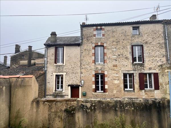 Maison à vendre |  Airvault |  4 pièces | 80 m²