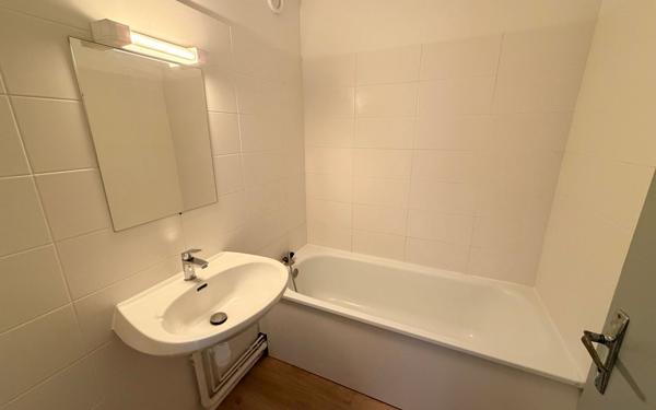 Appartement à louer    3 pièces •  Talence