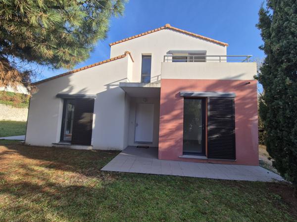 Maison 4 pièce(s) 3 chambre(s) 90 m²