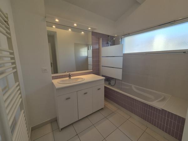 Maison 4 pièce(s) 3 chambre(s) 90 m²