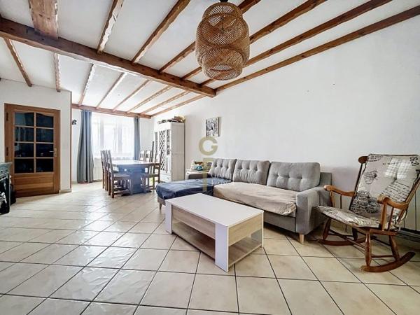 Maison mitoyenne 2 côtés Linselles Secteur Linselles-Vallée Lys 111 m²